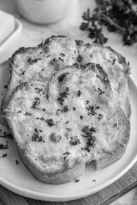 Crispy Garlic Bread