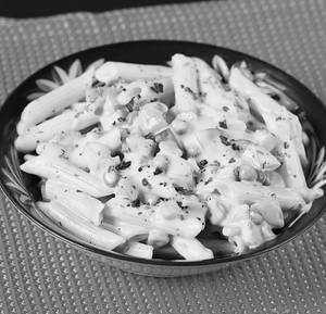 White souce pasta veg