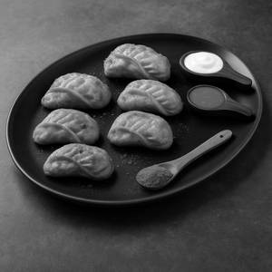 Chicken Peri Peri Momos [6 Pieces]