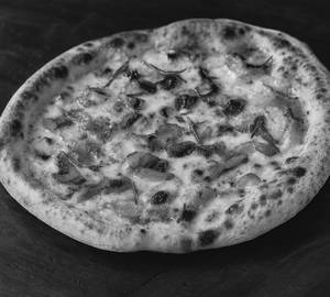 Chicken Carbonara Hand Stretched Pizza 