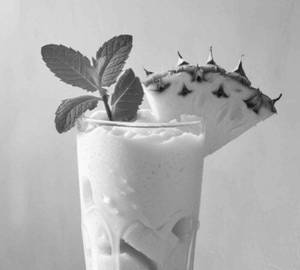 Pineapple Milkshake
