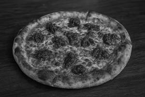Goan Pork Choris Hand Stretched Pizza  ★ Signature Dish