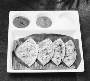 Onion Uttapam