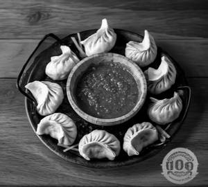 Veg Schezwan Momos Steam [6 Pieces]