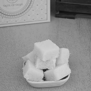 Nariyal Burfi