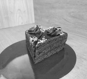 Dark Chocolate Flavour Pastry                        