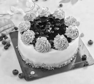 Mixed Berries Cake