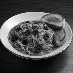Alla Puttanesca Pasta