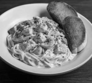 Grilled Chicken Alfredo Pasta