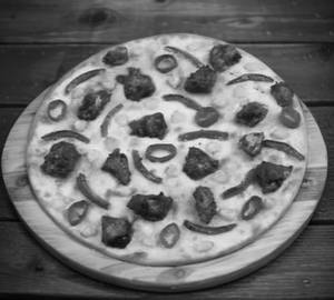 Chicken Tikka Cheese Pizza