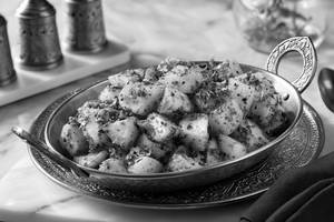 Khade Masale Ke Aloo