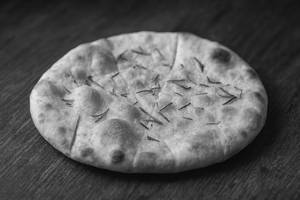 Plain Garlic 9'' Flatbread
