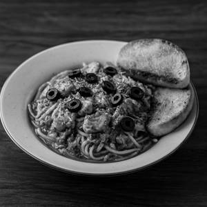 Grilled Chicken Alla Puttanesca Pasta