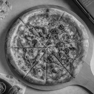 Diavola Sourdough Neapolitan Pizza