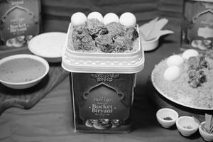Bucket Chicken Dum Biryani