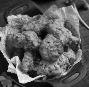 Mix Pakodas (250 Gm)