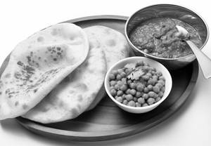 Tawa Bhature (2pc.)