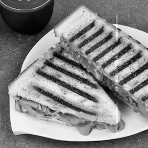 Vegetable cheese grilled sandwich