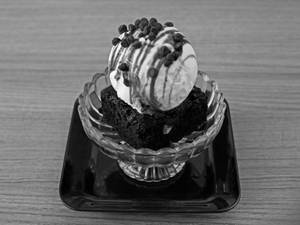 Brownie With Icecream