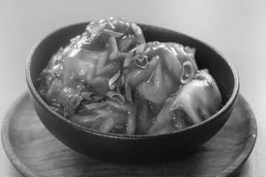 Chicken Momo (in Schezwan Sauce : 8 Pcs)