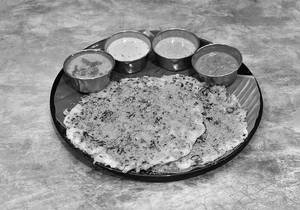 Mixed Veg Uttapam