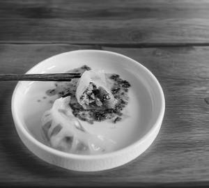 Schezwan Chicken Crystal Dumpling