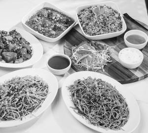 Veg Hakka Noodles