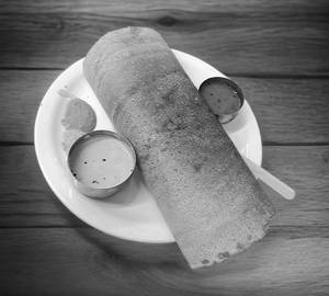 Paneer butter masala dosa
