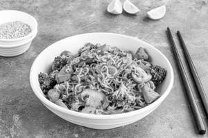 Tni Special Exotic Chowmein