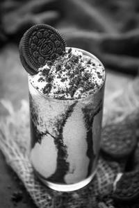 Oreo milk shake
