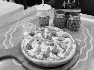 OB Chicken Peppery Pizza Medium