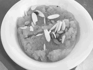 DAL HALWA