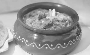 Paneer Akbari