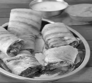 Veg spring Roll Dosa
