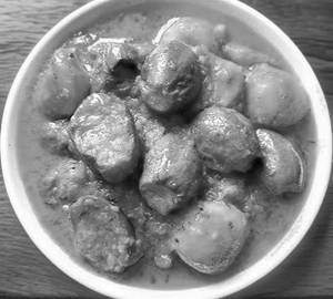 Potol Alu Curry