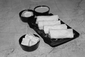 Malai Paneer Tikka Roll