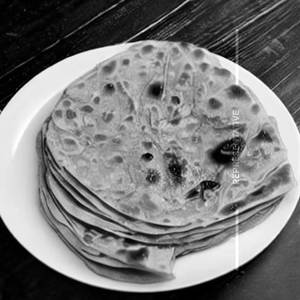 Butter Lachha Paratha 