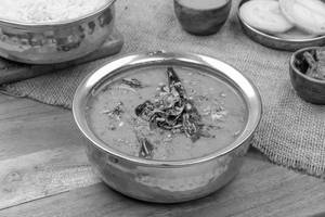 Dal Kolhapuri