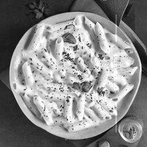 Alfredo    [white cheese sauce]