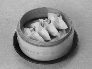 Chilli Cheese And Water Chestnut Dumplings