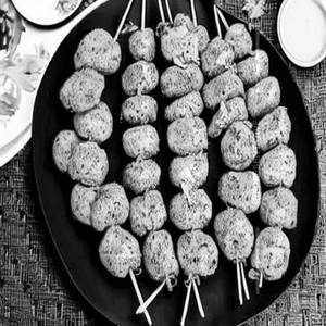 Anjeer malai seekh kabab