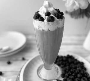 Blueberry milkshake