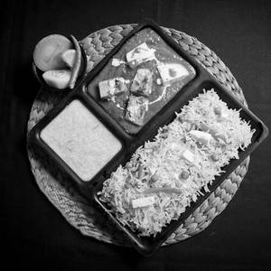Paneer Gravy Combo