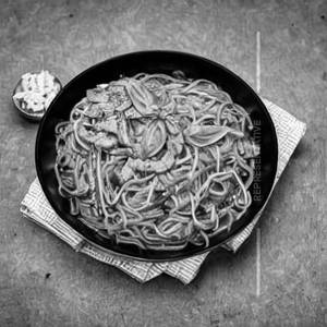 Hot Basil Noodles [Chicken]