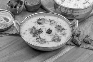 Punjabi Kadhi Pakoda