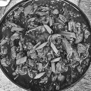 Black Chilli Pot Noodles [Chicken]