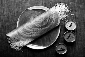 Onion rava sada dosa