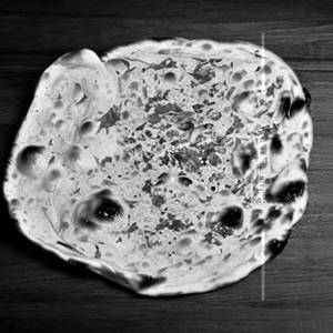 Cheese garlic naan