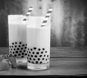 Strawberry  milk tea