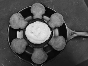 Chicken Nuggets [5 Pcs]